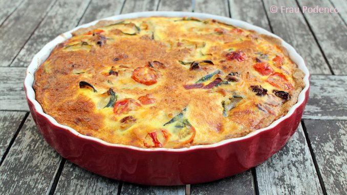 Zucchini-Tarte mit Tomaten und Basilikum. Vegetarische Rezepte, vegetarisch, Quiche