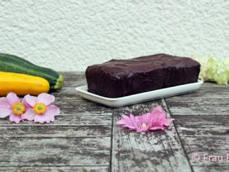 Zucchini-Schokoladenkuchen Rezept einfach lecker