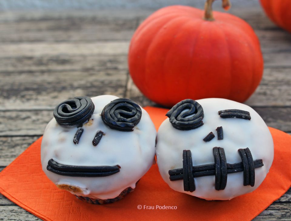 Muffins zu Halloween in gruseliger Optik | Tolles Rezept