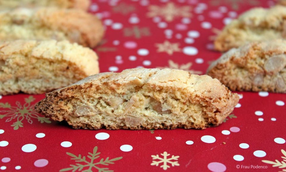 Cantuccini mit Erdnüssen, dafür ohne Mandeln | Rezept